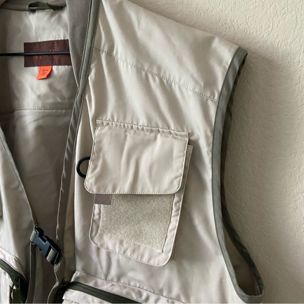 FINAL PRICE:  COPPER  RIVER | Cabela's Tan Fishing Vest Size XL - Picture 7 of 15